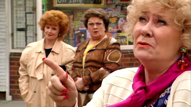 Coronation Street star Liz Dawn dies aged 77