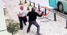 Ümraniye'de Sokak Ortasında Dehşet! Kavga Ettiği Hasmını Defalarca Bıçakladı!
