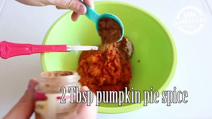 pumpkin pie play dough