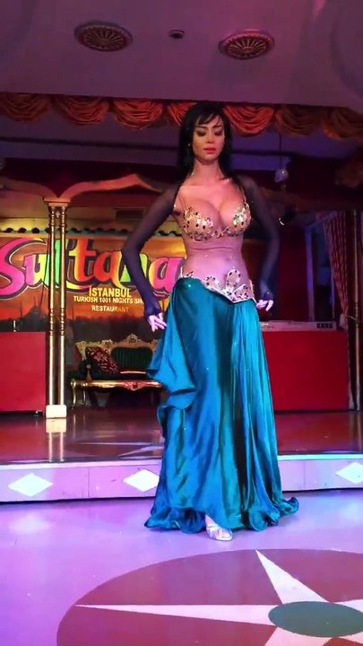 HOTTEST BELLY DANCE EVER