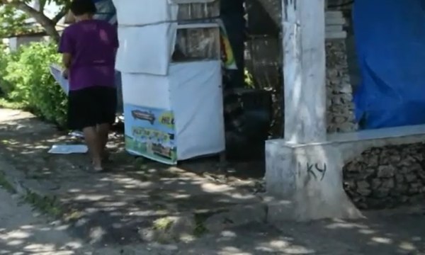 Membuat Miniatur Unik dari Koran Bekas