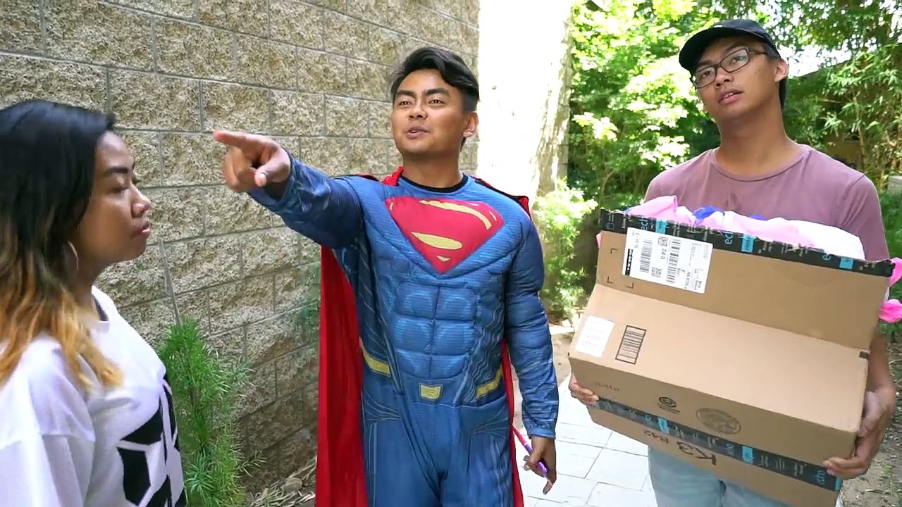 GUAVA JUICE TRIES TO BE A SUPERHERO! (Behind The Scenes)-P-MR7DAO5sI