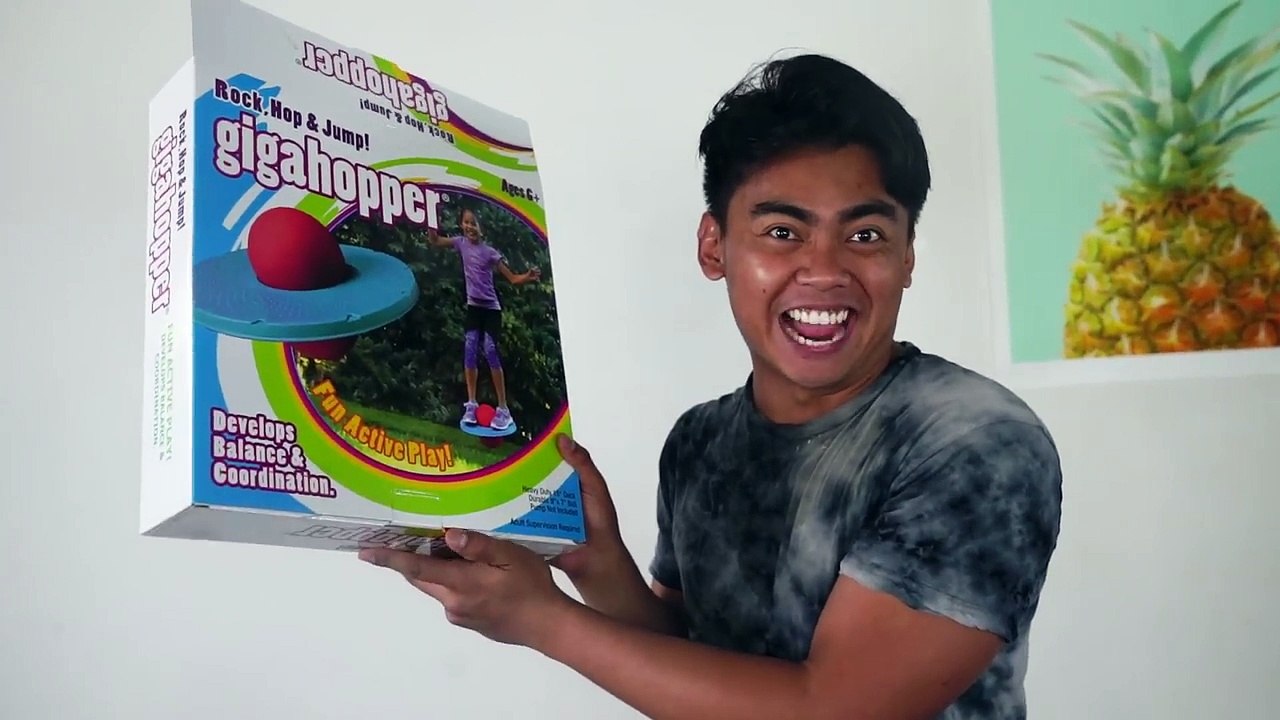 SUPER BOUNCY GIGA HOPPER TOY!-YQc097xdv_w
