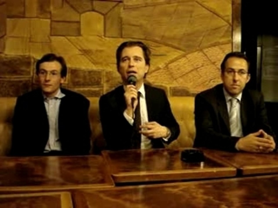 David Martinon avec les jeunes de Neuilly