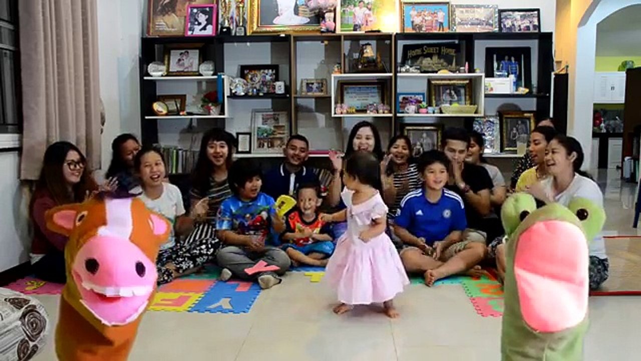 Eh Wah + Eh Ler Tha Kid Song What Is Your Name (နၤနမံၤဒ်လဲၣ်)