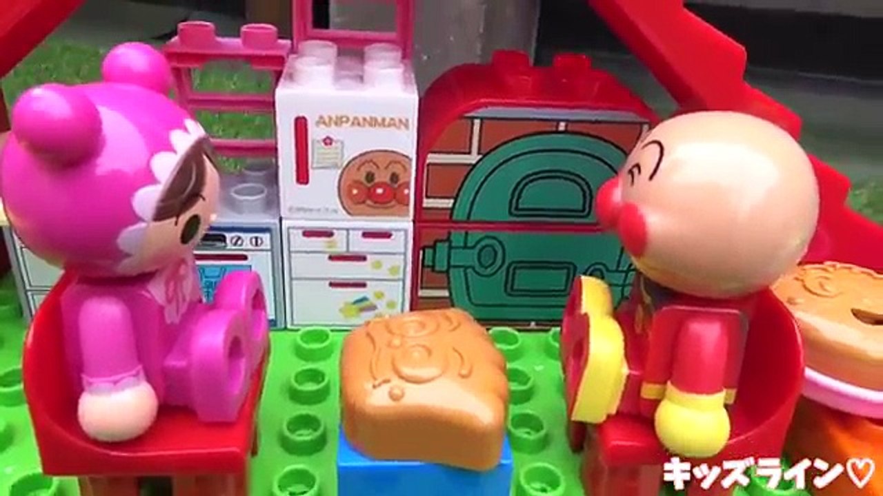 アンパンマン バイキン城 & パン工場 大雪注意!! ブロック おうち おもちゃ Anpanman Heavy snow warning Block Toy