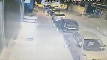 Sultanbeyli'de Plaka Hırsızları Kamerada