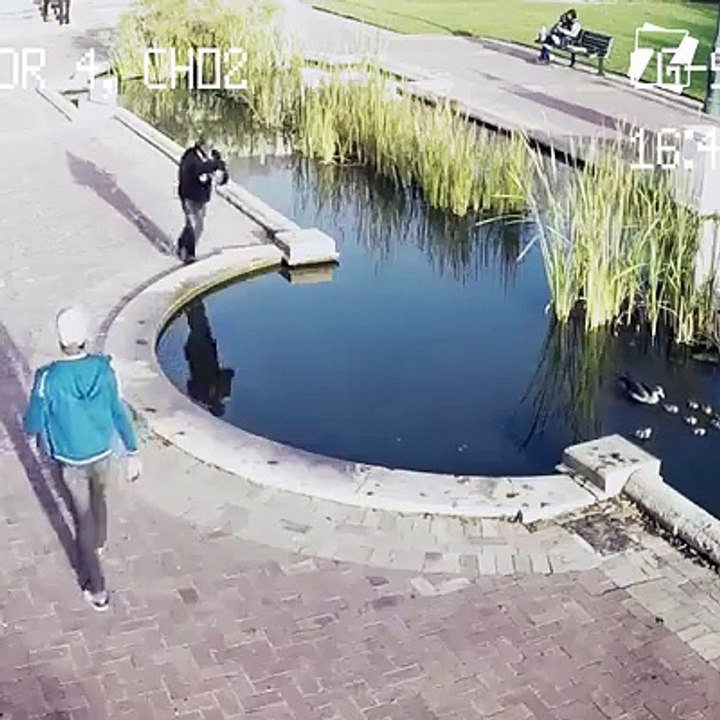 Ecrire un texto en marchant ou en conduisant : mauvaise idée!