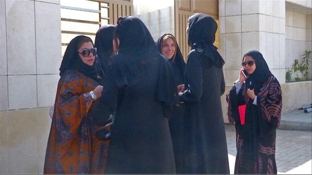 Saudi Arabia lifts ban on women driving