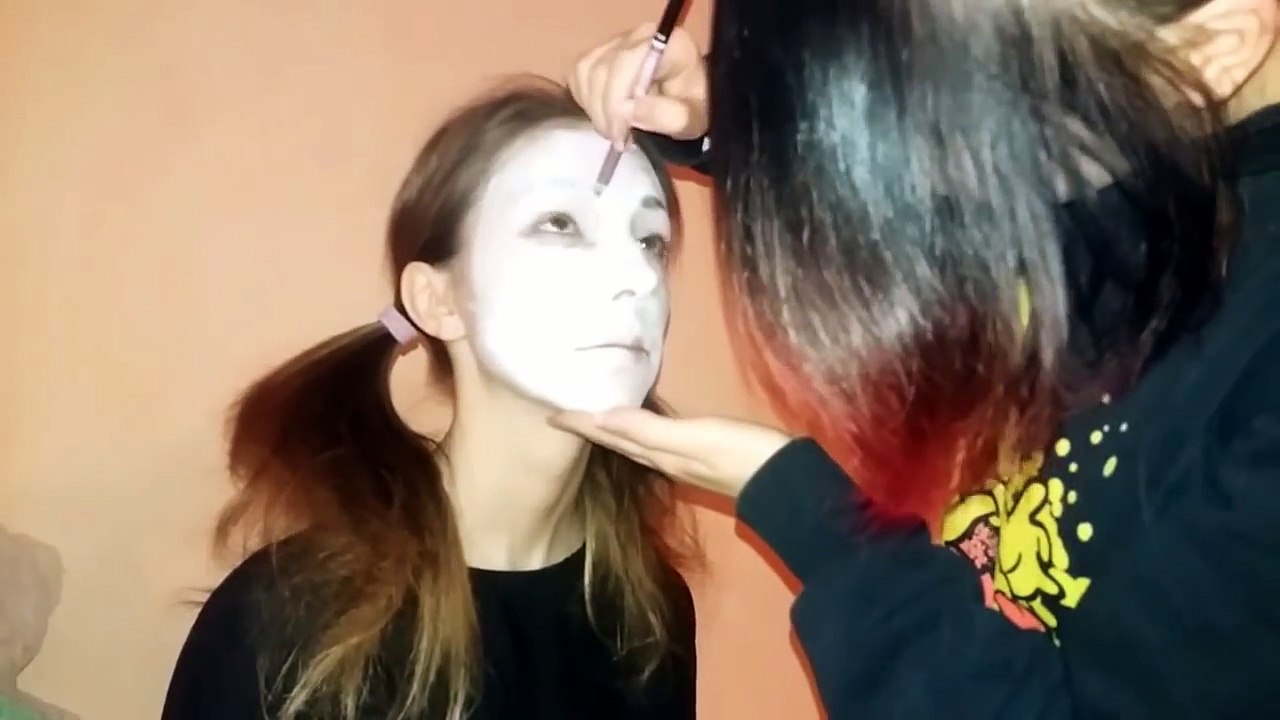 Makeup tutorial (usor) pentru Halloween _ Papusa creepy