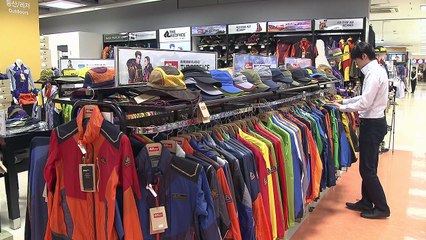 무늬만 기능성 등산바지...땀 흡수력 미흡 / YTN