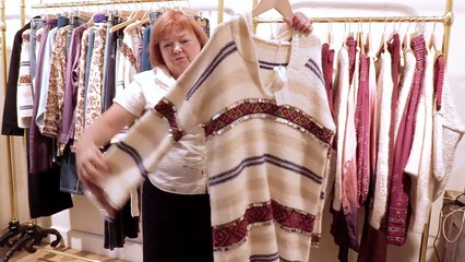 Магазины интересных дизайнеров на маленьких Парижских улицах Интересная одежда скроенная от квадрата