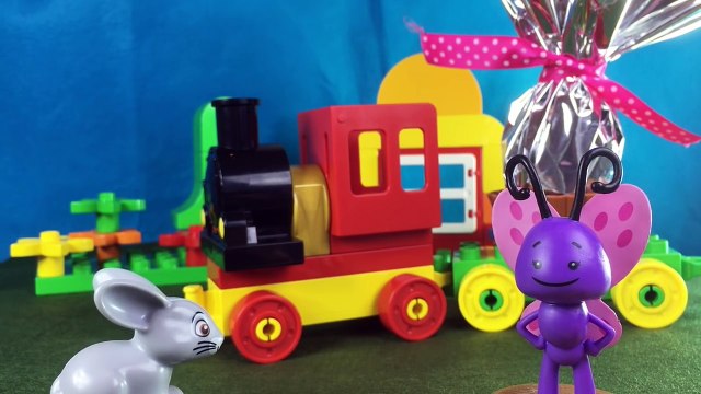 Galinha Pintadinha, Pintinho Amarelinho e a visita do Coelho da Pascoa comendo Ovo de Chocolate