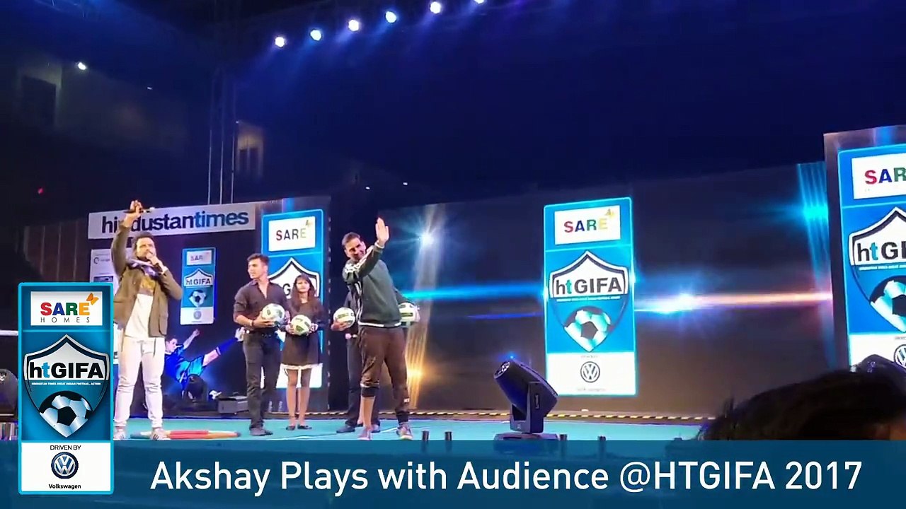 Akshay Kumar Playing with Cosco Football at HT GIFA Football Tournament 2017