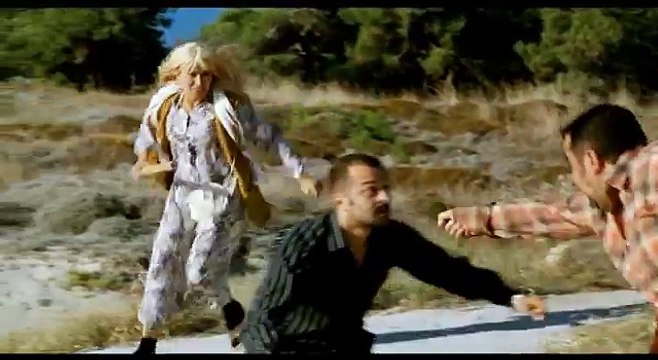 BKM Eyyvah Eyvah 2 | Mülteci Teknesi