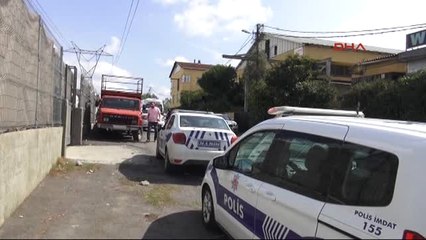 Ümraniye'de Hurdacıların Taşlı, Sopalı, Silahlı Kavgası: 3 Yaralı