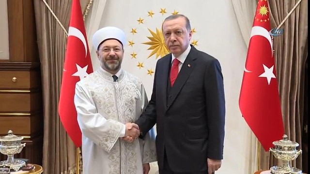 Cumhurbaşkanı Erdoğan, Diyanet İşleri Başkanı Ali Erbaş'ı Kabul Etti