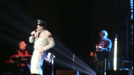 Bruce Stewart sings 'Rock A Hula Baby' Lake George 2015