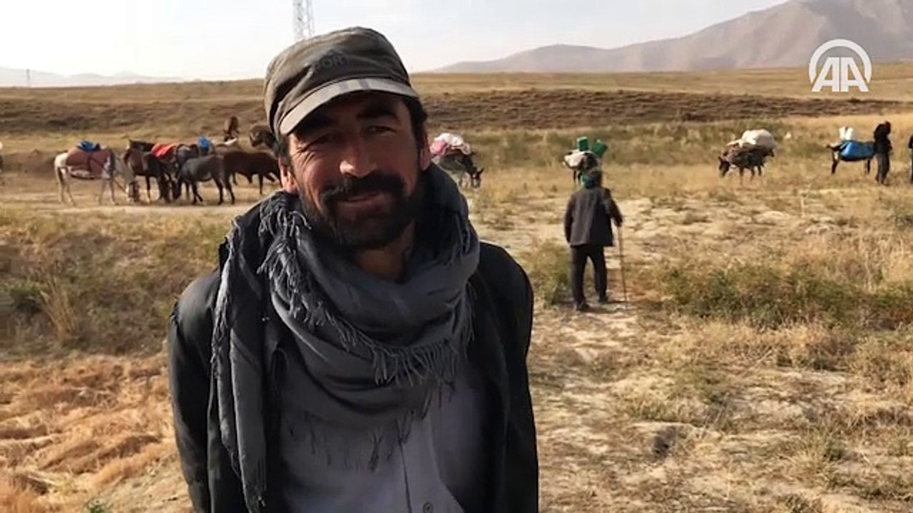 Göçerlerin çileli yolculuğu 'drone'la görüntülendi