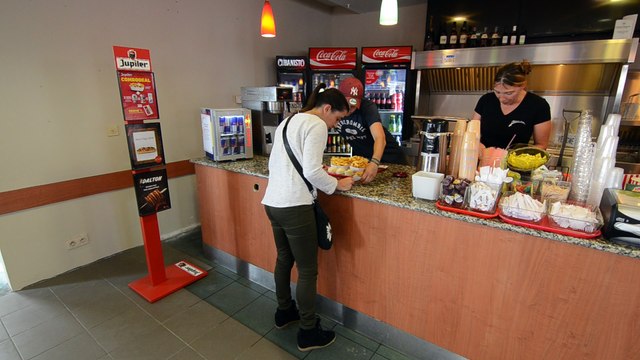 Maxi Frites distribue gratuitement des frites