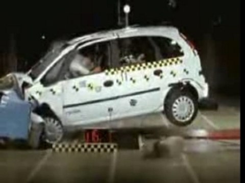 CrashTest EuroNCAP Opel Meriva 1.6L 2003