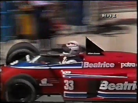 Gran Premio d'Australia 1985: Squalifica di De Angelis e sosta di Jones