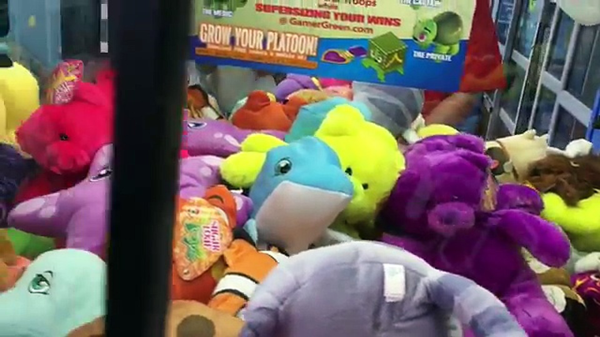 ⁣4 EPIC THE SECRET LIFE OF PETS CLAW MACHINE WINS!