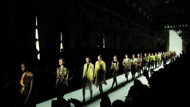 Paris Fashion Fashion SS18 : Dries Van Noten