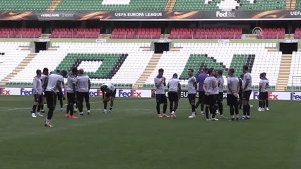 Vitoria Guimaraes, Atiker Konyaspor Maçına Hazırlıklarını Tamamladı
