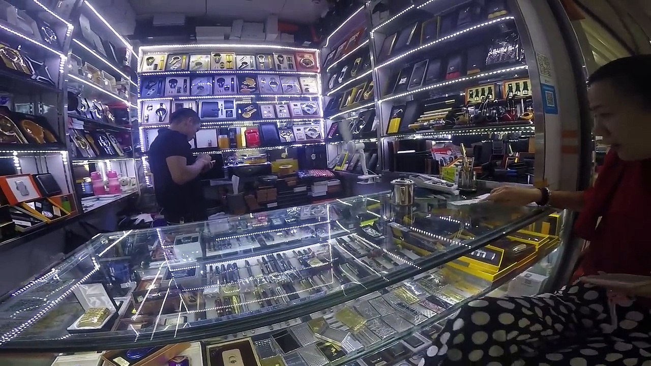 Copy Market, Belts, Fake and Replicas, Guangzhou China, Gucci, Louis Vuitton, Ferragamo, V