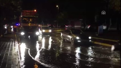 Sağanak Yağış, Hayatı Olumsuz Etkiledi (5) - İstanbul