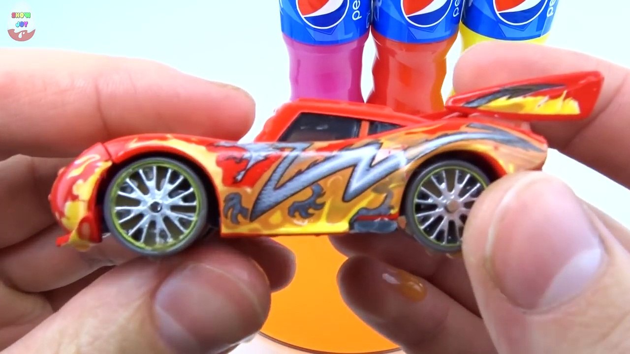 Superhero Pepsi Bottles Learn Colors kids Finger Family Nursey Rhymes Song