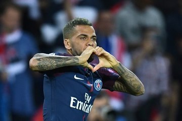 PSG / Bayern - Dani Alves marque d'entrée !