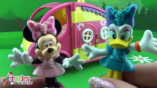 La Autocaravana de Minnie y Daisy