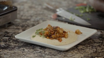 Cheesy Shrimp & Sausage Jambalaya Grits