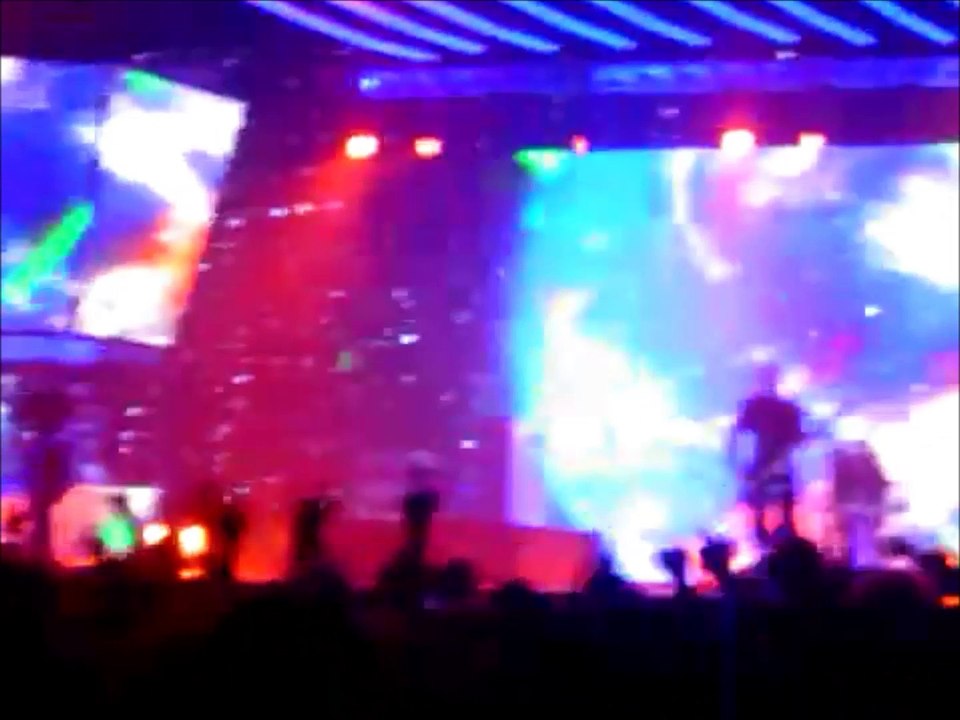 Muse - Stockholm Syndrome, Halle Tony Garnier, Lyon, France 12/11/2006