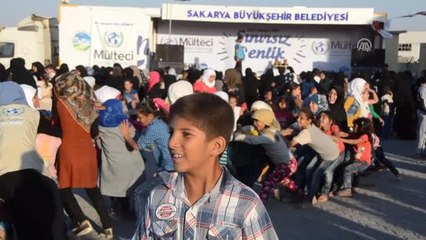 Suriye'de Savaşta Doğan Çocuklar İçin "Sınırsız Şenlik" Programı