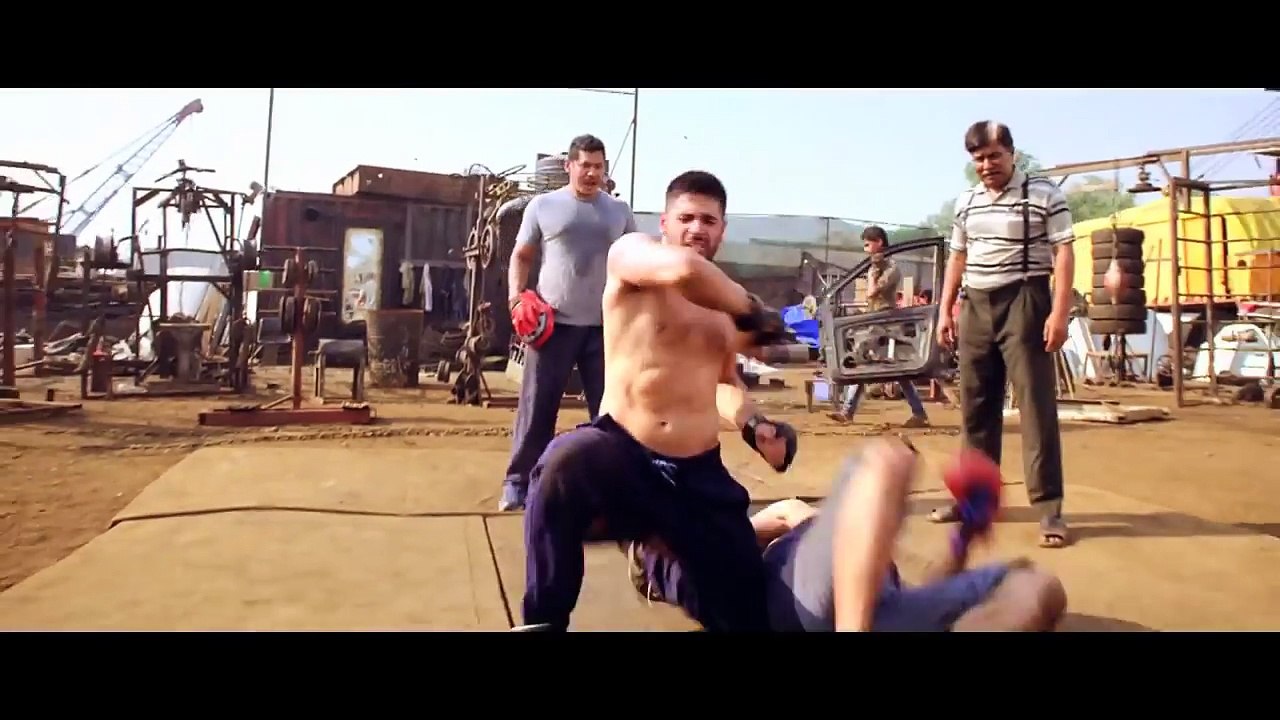 Monty’s Training _ Brothers Behind The Scenes _ Sidharth Malhotra & Jackie Shroff-peZfHAOwP7Q