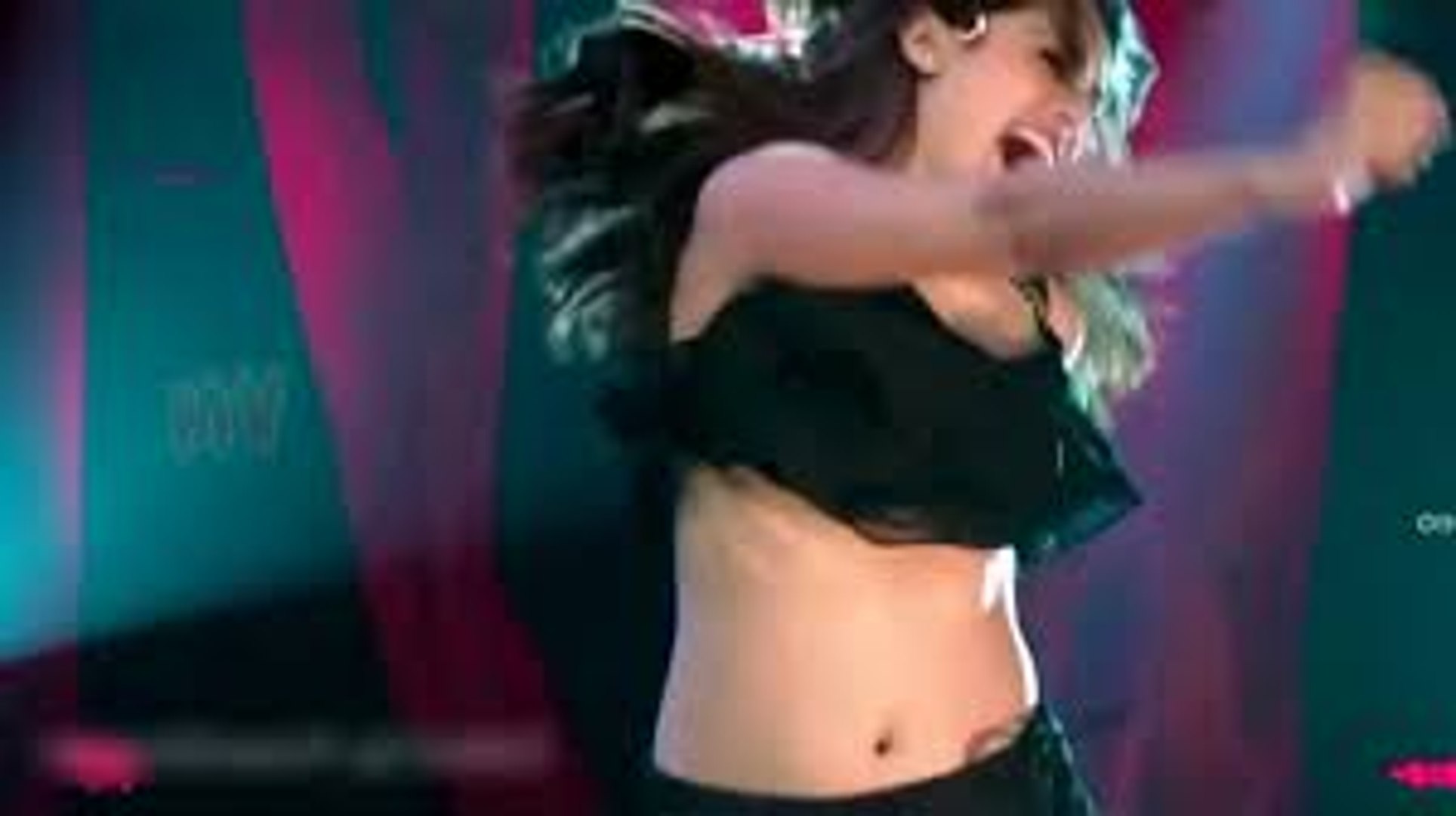 Actress Dhansika Hot navel scene