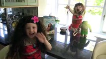 Moana FUN Baby Moana Gives sister a Shark Head Maui Style! The Disney Toy Collector