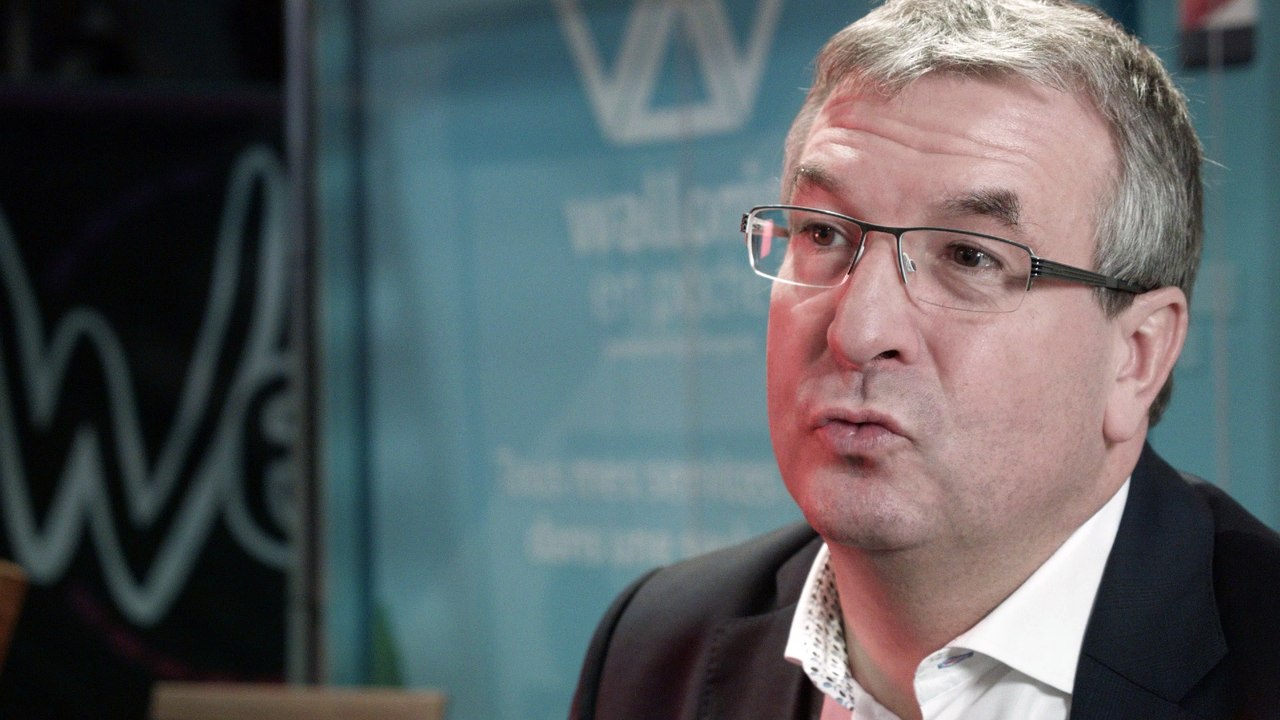 SMART CITY WALLONIA 2017 - ITV Pierre-Yves Jeholet (stand de NRB "Jules Lesmart")