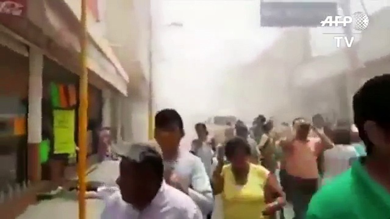 لحظة وقوع زلزال المكسيك