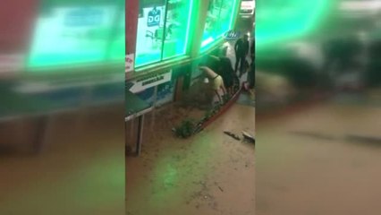 Sarıyer'de Selde Can Pazarı Yaşayan Kadın, O Anları Anlattı