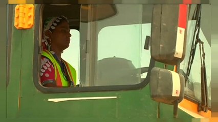 Pakistan: Wenn Frauen das LKW-Steuer übernehmen