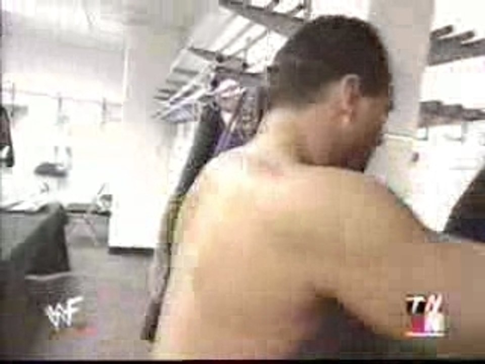 WWE Divas - Lita In Shower