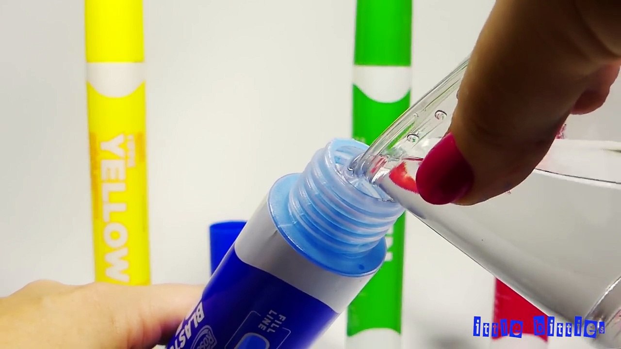 Learn Alphabet with Giant RoseArt Paint Chalk Markers ABCDEFGHIJKLMNOPQRSTUVWXYZ
