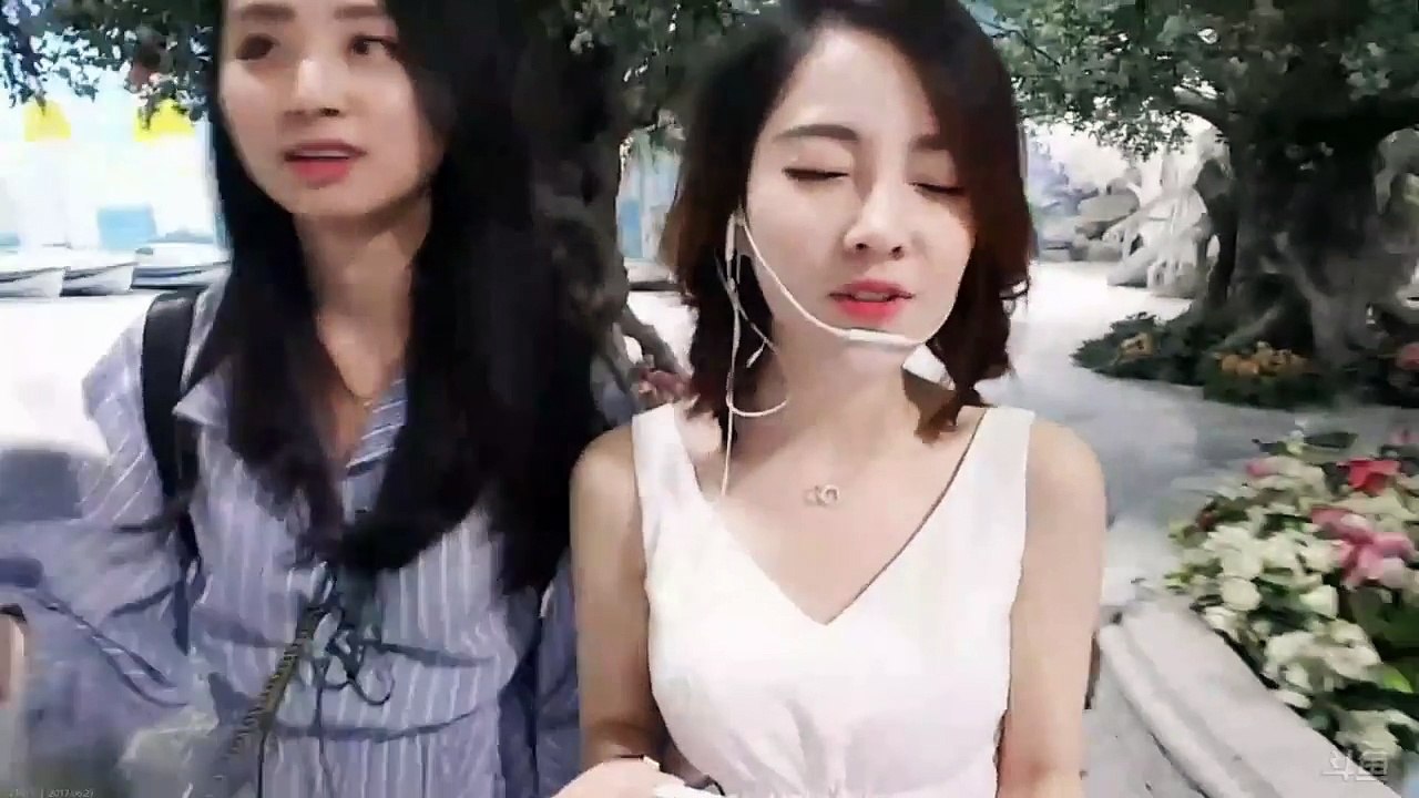 馮提莫Fengtimo “剛好遇見你” 童話世界 戶外版 ①
