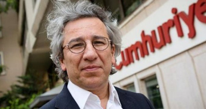 Can Dündar Hakkında Kırmızı Bülten Çıkarıldı