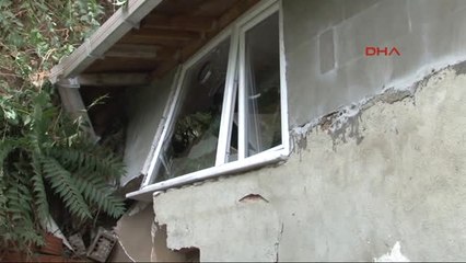 Sarıyer'de Toprak Kayması