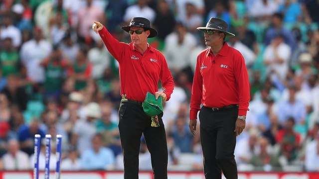 Rugby meets cricket: match referees compare officiating
